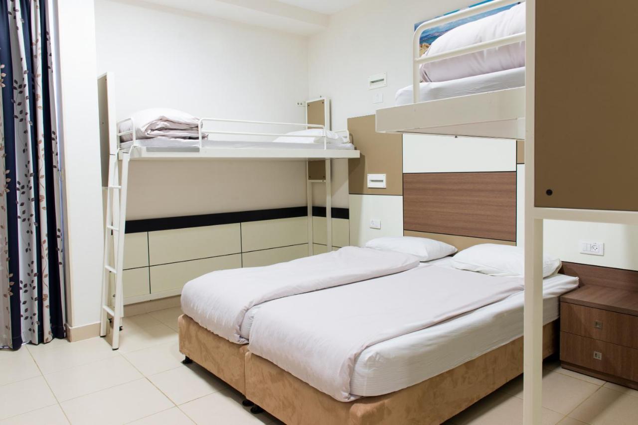 Hi - Poriya Hostel Poriyya Экстерьер фото